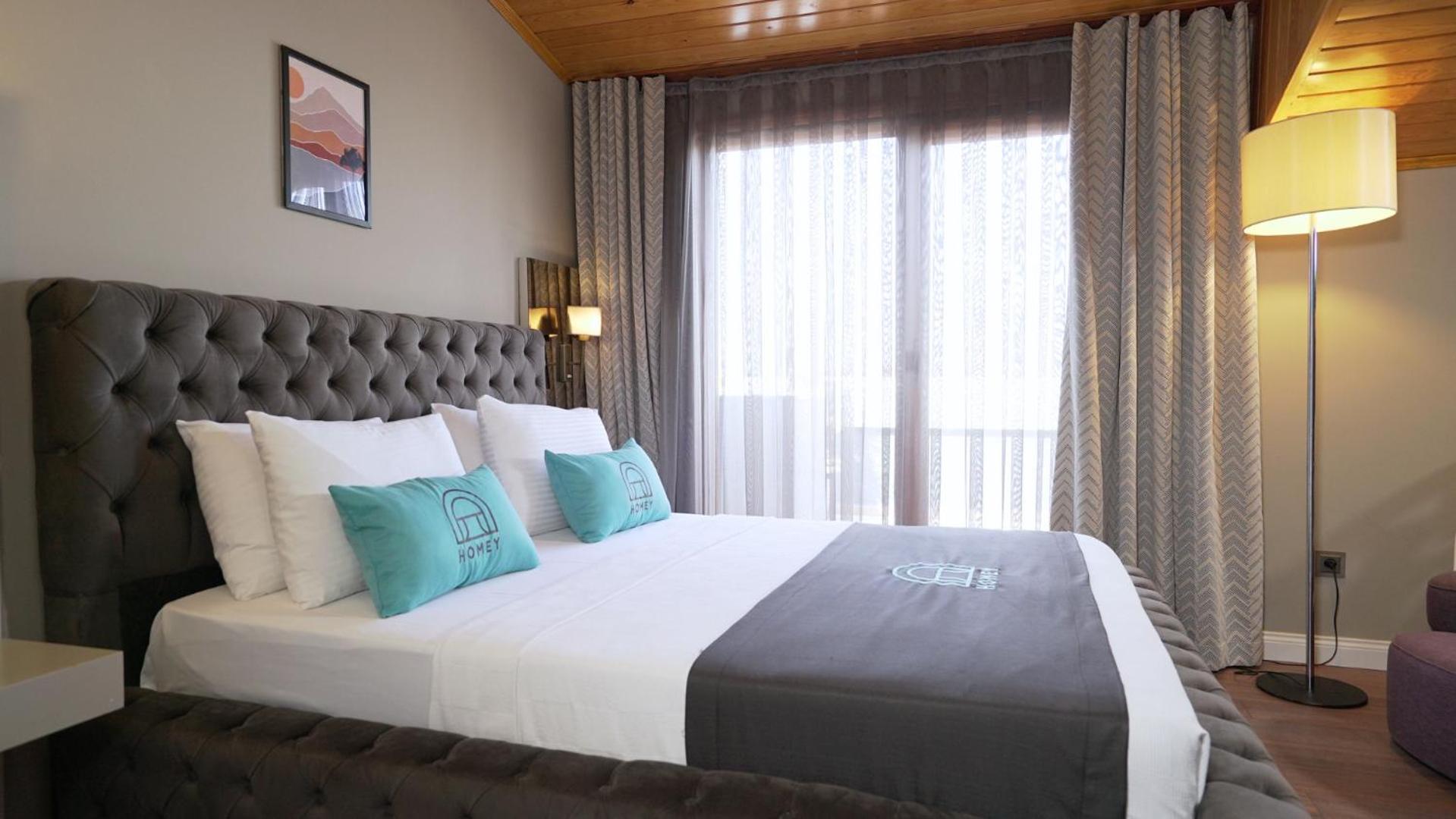 Homey Airport Hotel Arnavutkoy Exteriör bild