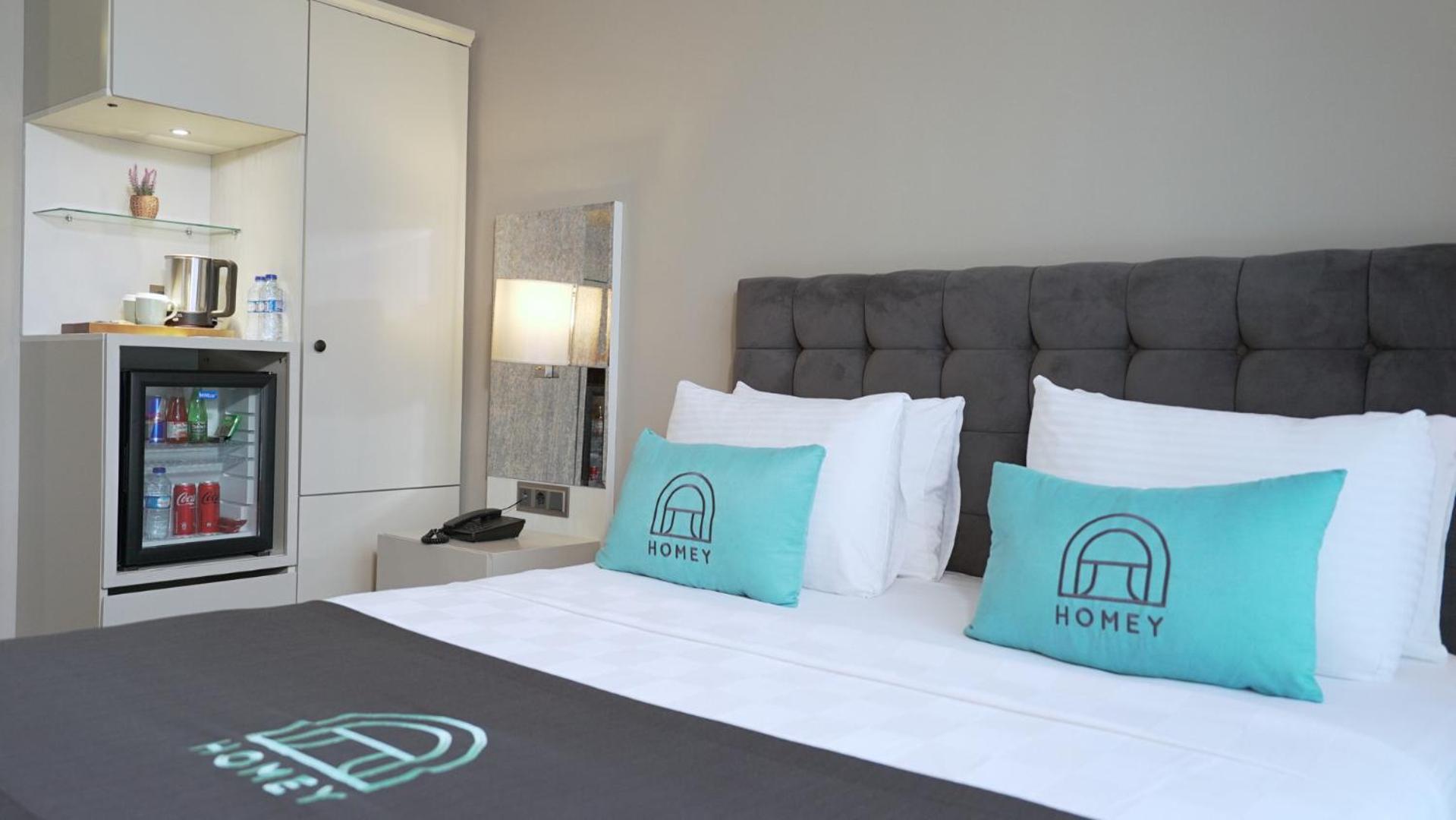 Homey Airport Hotel Arnavutkoy Exteriör bild